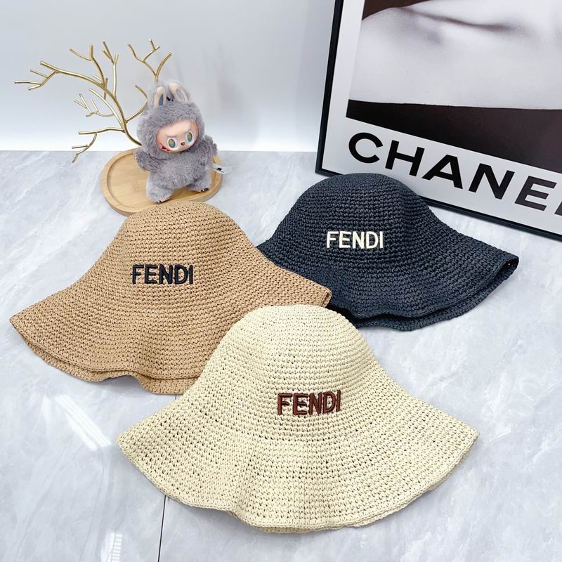 Fendi top hat dx19